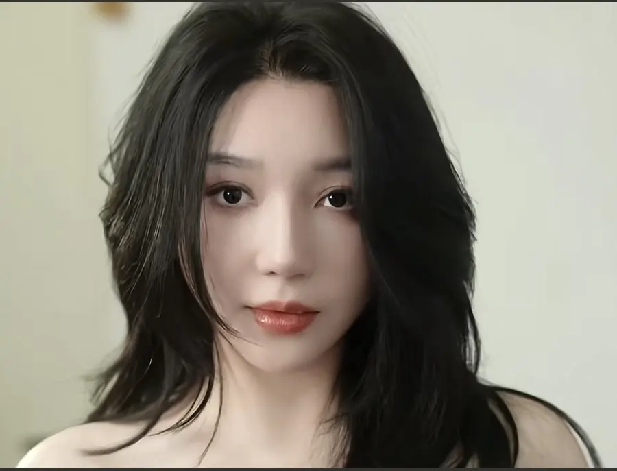 教母eily三部曲资源合集-《三人行》短剧HD高清无删减在线看-eliyeily全部作品免费下载
